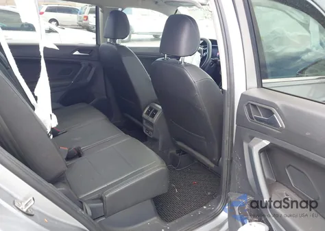 2020 Volkswagen Tiguan 2.0T Se/2.0T Se R-Line Black/2.0T Sel z USA, uszkodzony, nr VIN 3VV3B7AX5LM080698